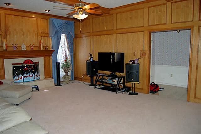 2nd image of 2531 Briardale Dr