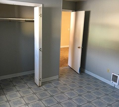 5th image of 110 E 1st St