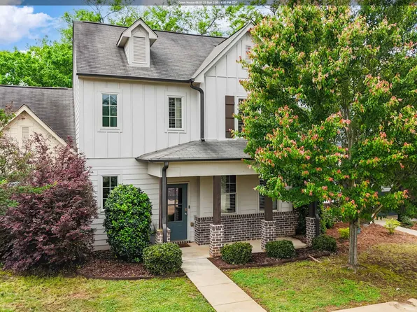 245 The Heights Dr, Calera, AL 35040
