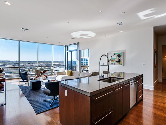 2200-victory-ave-dallas-tx-10-High-Res-6.jpg