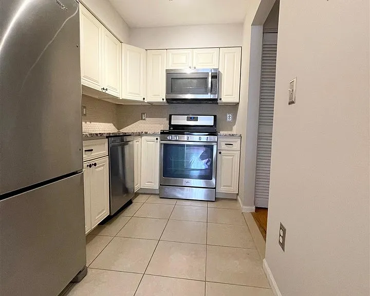 24 Bergen Ridge Rd #3 — Photo 3