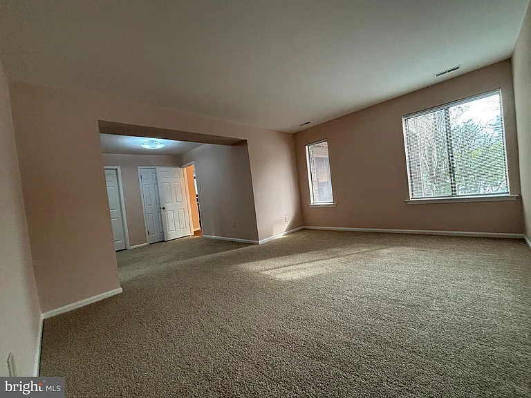 303 Mountainview Dr #303 — Photo 21
