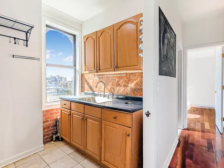 48 Graham Ave #4A — Photo 7