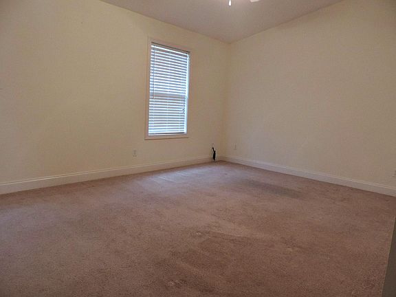 2nd image of 35053507 Valley Stream Way