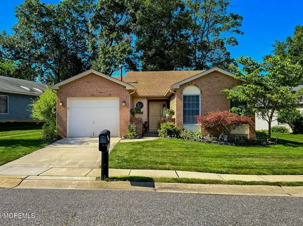 1393 Gleniffer Hill Road, Toms River, NJ 08755