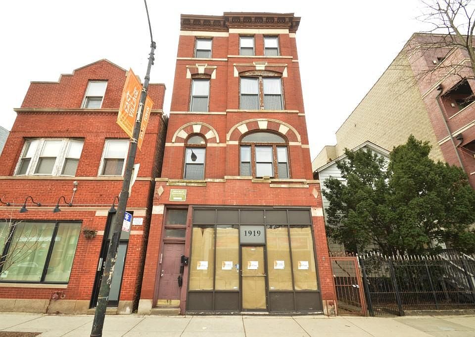 1st image of 1919 W Chicago Ave