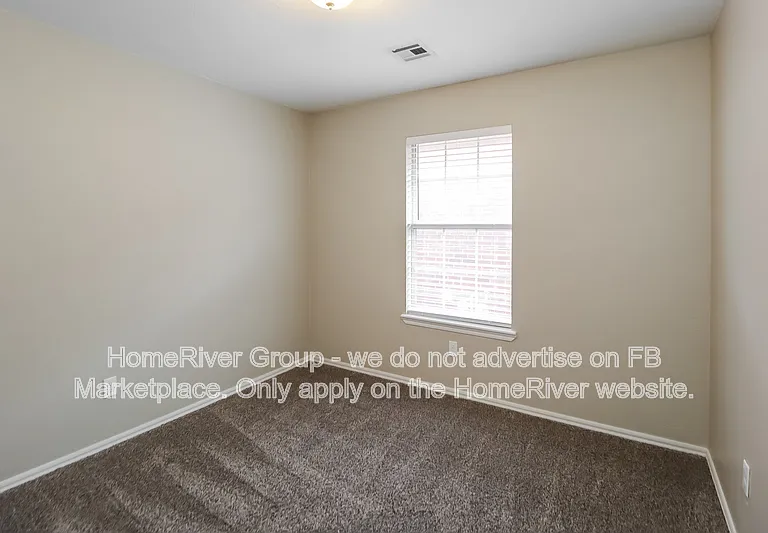 12501 SW 15th Ter — Photo 11