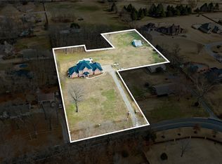 2388 Little Flock Dr, Little Flock, AR 72756