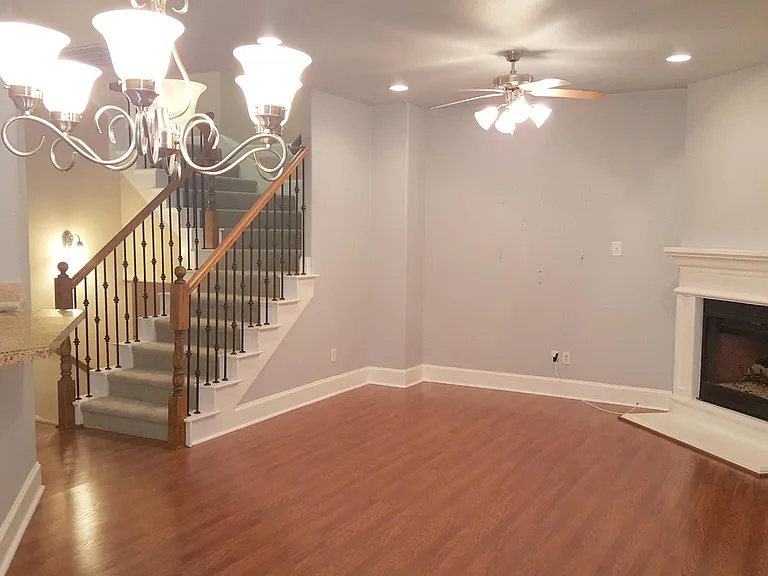 2655 Venice Dr #4 — Photo 8