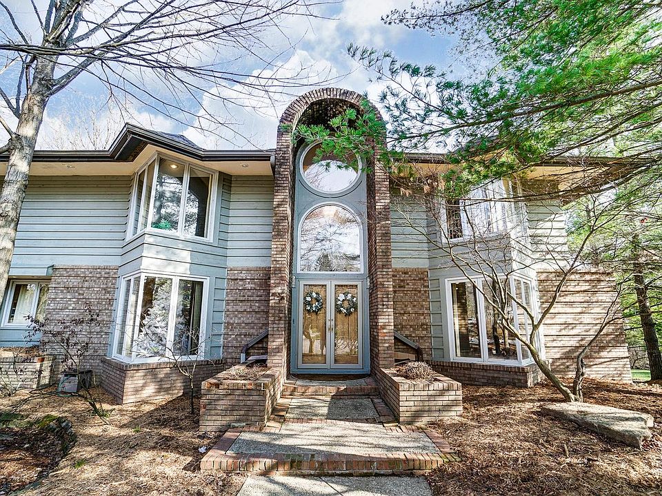 1st image of 294 Glen Village Ct
