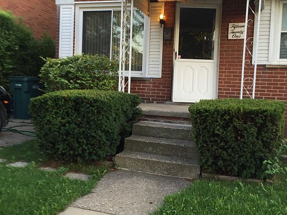 2nd image of 1521 Lincoln Ave