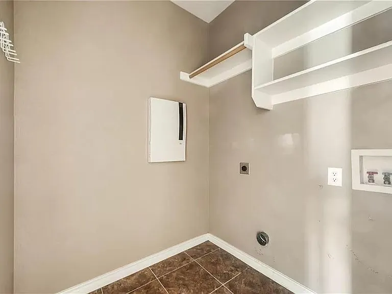 3429 Beekman Dr — Photo 16