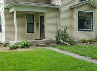 941 Juniper Ave, Crete, NE 68333