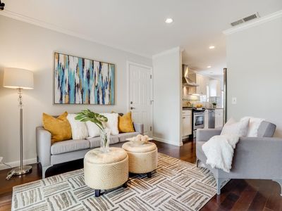 1009 Marsh Rd, Redwood City, CA, 94063