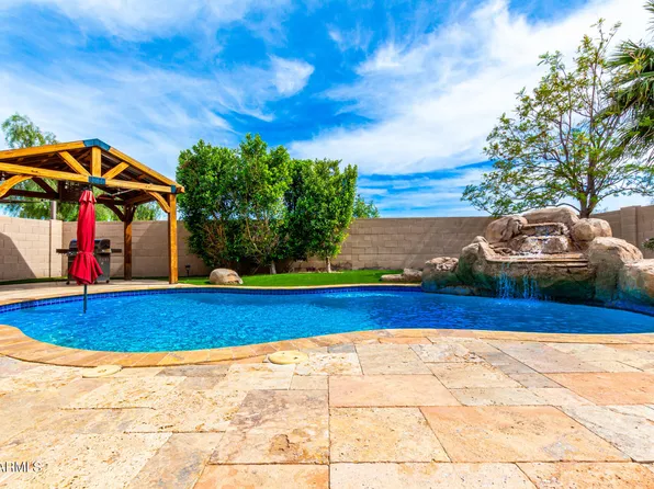 18171 W MARSHALL Lane, Surprise, AZ 85388