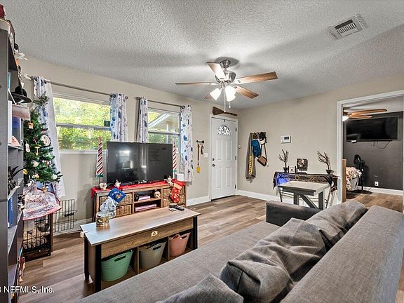 5th image of 7653 GALVESTON Avenue