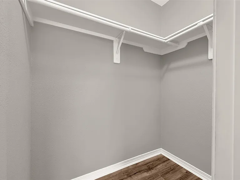 21630 Trilby Way — Photo 24
