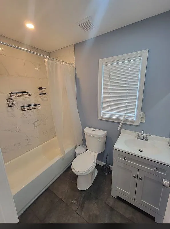 2 bed, 1.0 bath, 924 sqft, $3,000 — Photo 3