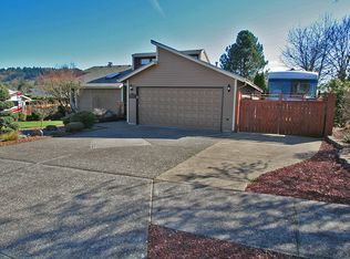 3206 SW 30th St, Gresham, OR 97080
