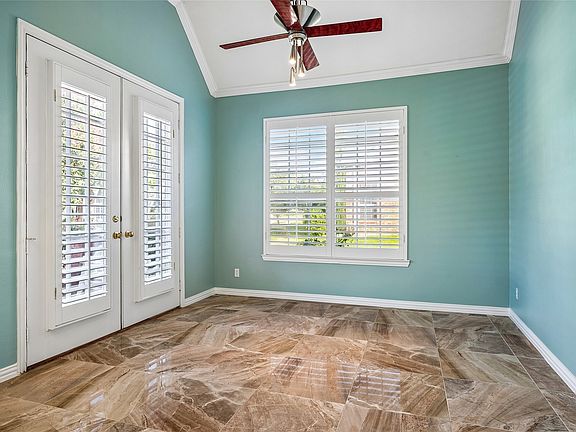 4th image of 125 Bricknell Ln