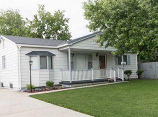 2016 E Sunrise St, Wichita, KS 67216