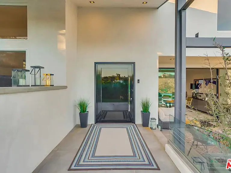3437 Troy Dr — Photo 19