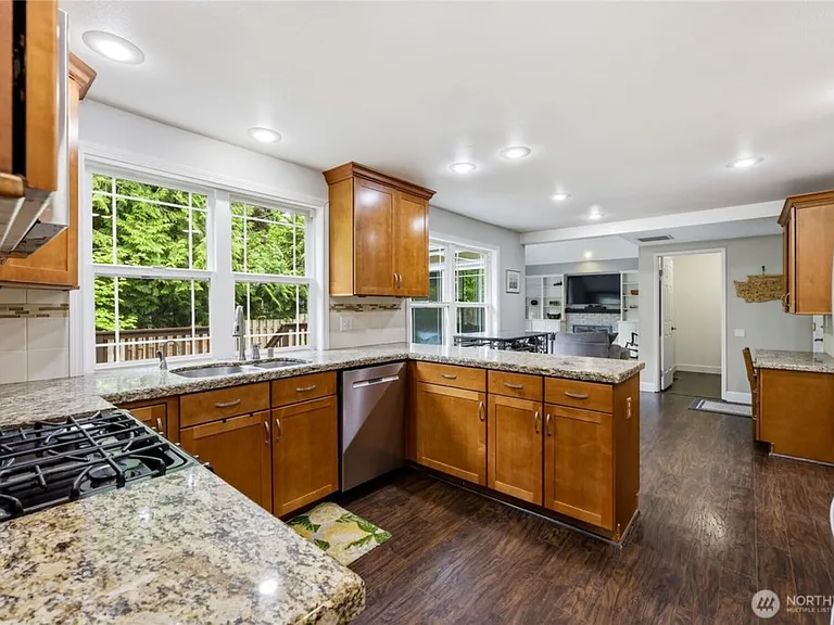 4881 NW Chad Ct — Photo 4