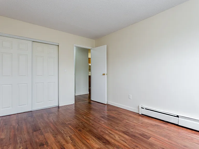 2328 Cambridge St — Photo 8