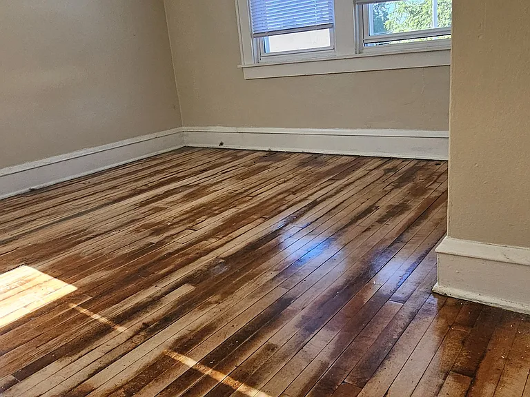 815 Minnesota Ave #5 — Photo 9