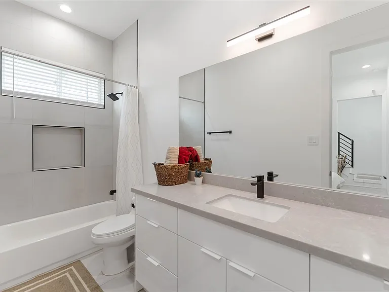 3410 Baer St #C — Photo 6