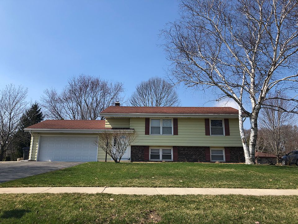 1st image of 764 E Imperial Dr