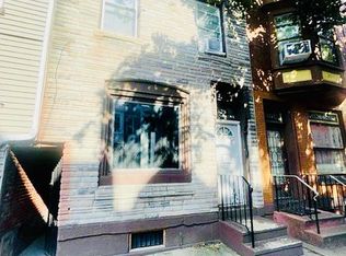 133 N 8th St, Reading, PA 19601