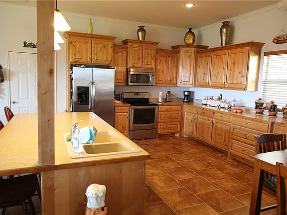 4th image of 3001 De Leon Dr