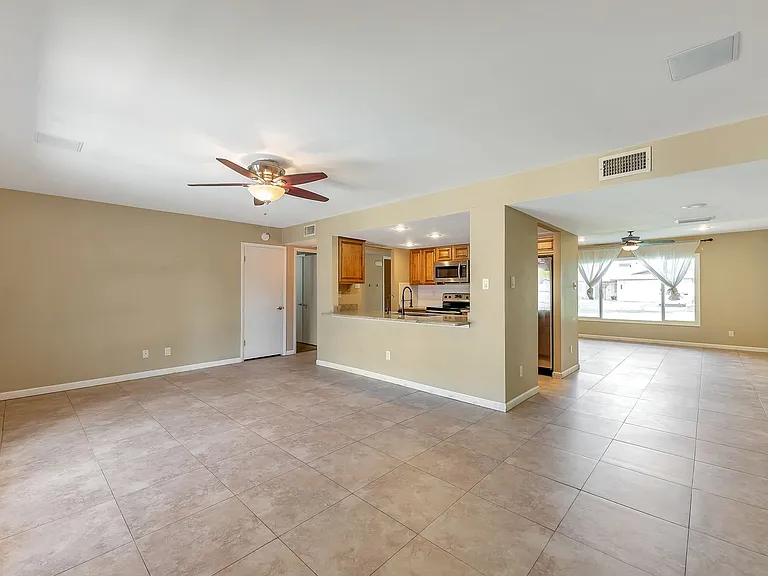 505 E Carson Dr — Photo 12