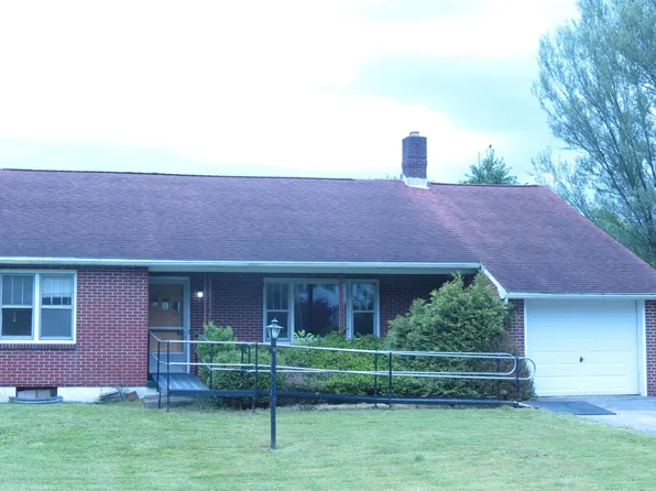 1782 Parsons Rd, Elkins, WV 26241