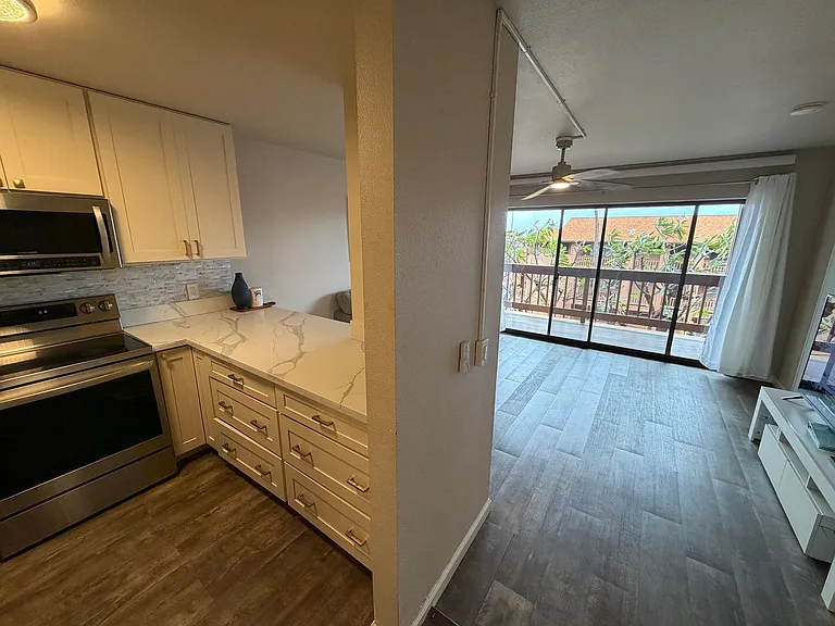 3740 Lower Honoapiilani Rd #C202 — Photo 9