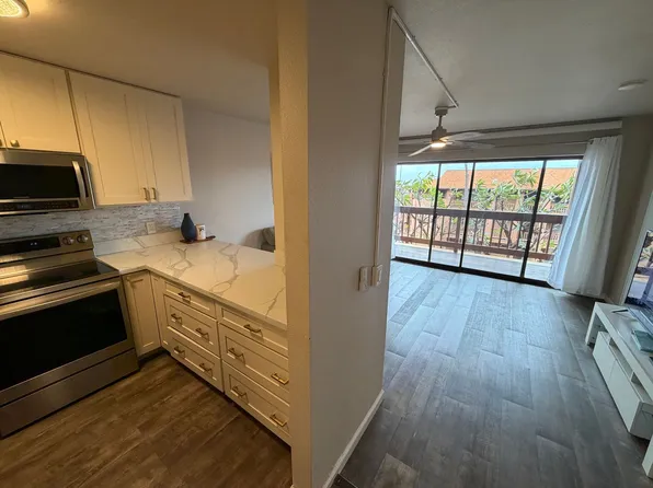 3740 Lower Honoapiilani Rd APT C202, Lahaina, HI 96761