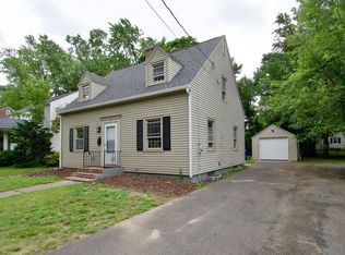 153 Gillette Ave, Springfield, MA 01118