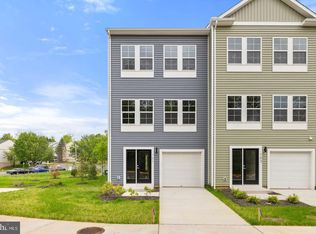 101 Sage Creek Ct, Manassas Park, VA 20111