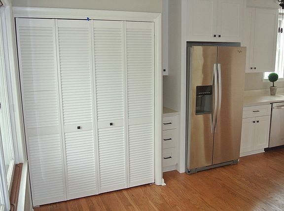 5th image of 102 Hawley St