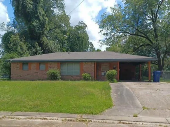 342 E 3rd St, Deridder, LA 70634