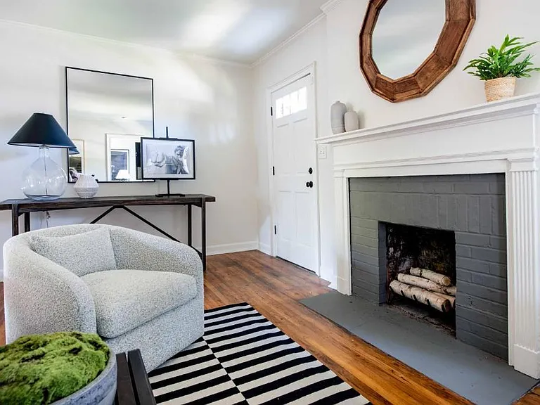 1543 Glenwood Ave SE — Photo 25