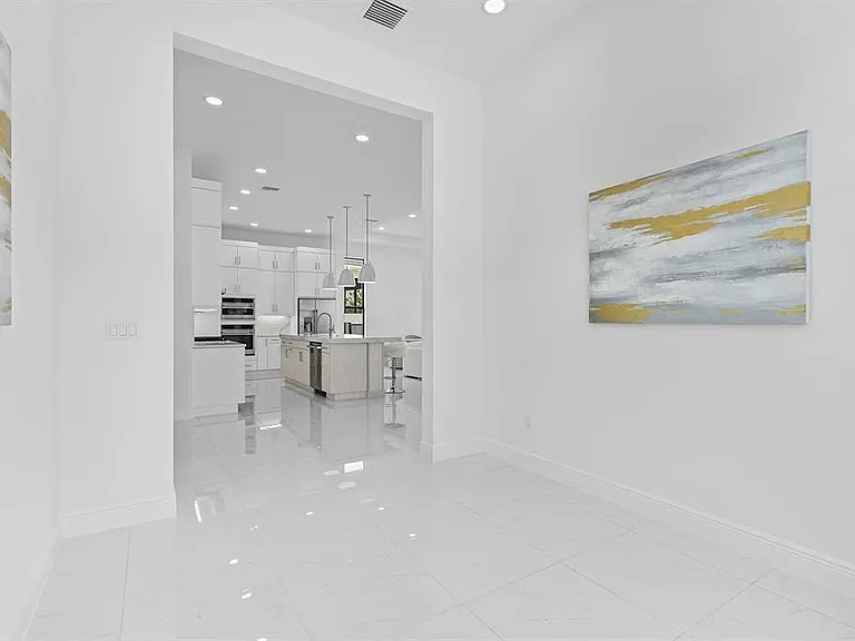 4931 Rivo Alto Cir — Photo 35
