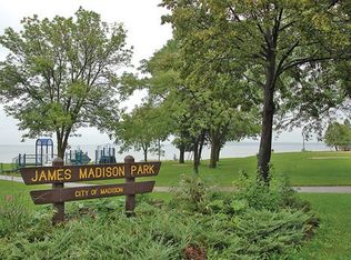 307 E Gorham St #1809, Madison, WI 53703