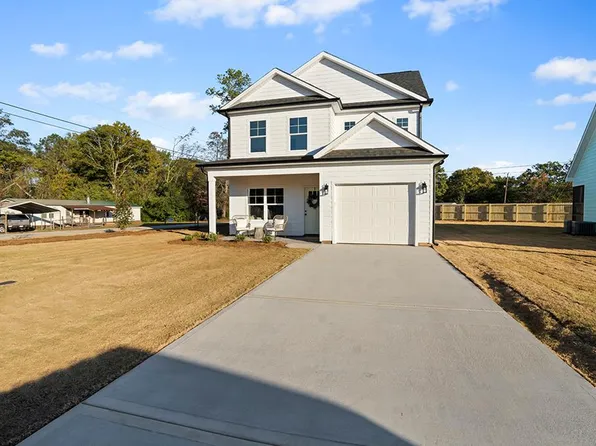 101 Kalyn Ct, Greenwood, SC 29649