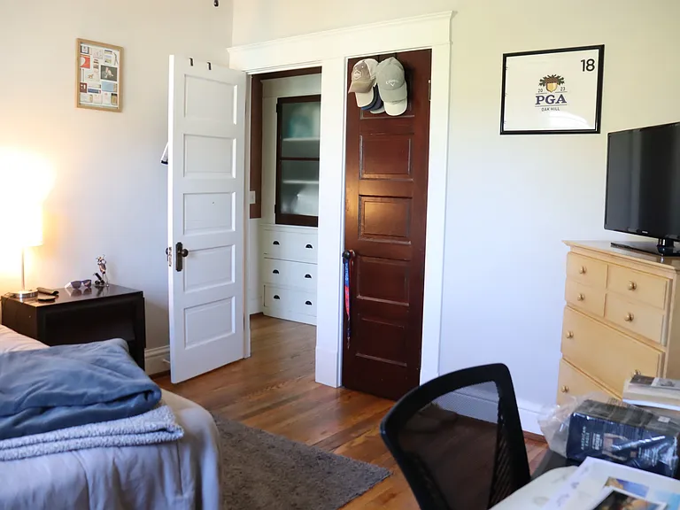 693 Linwood Ave #2 — Photo 17