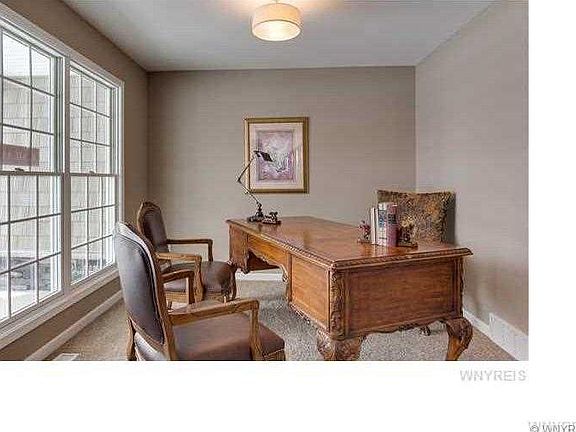 2nd image of 59 Worthington Ln