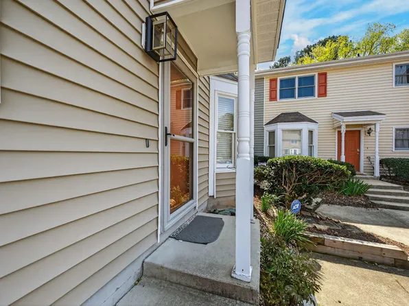 560 Darby Glen Ln, Durham, NC 27713