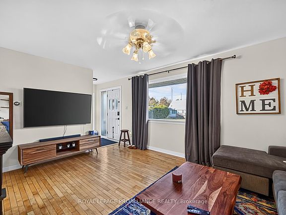 4th image of 223 Victor Rd