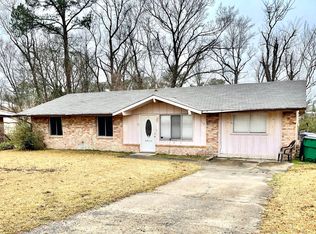 117 Allen Ave, Leesville, LA 71446